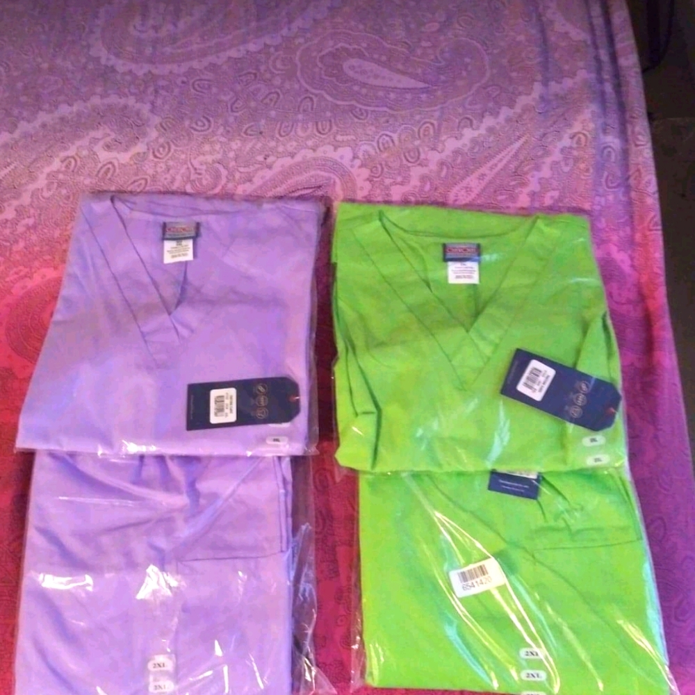 7 sets of Scrubs. Brand NWT All size 2x